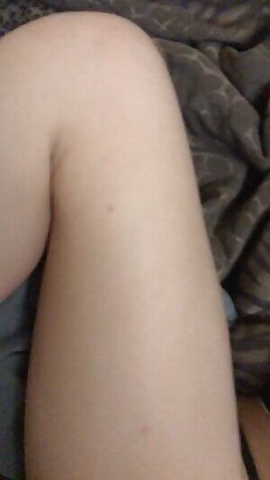 who is into this ad moollyy98