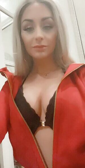 PornStarStatus00 - onlyfans.com/PornStarStatus00