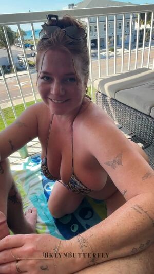 Pee Swallowing Beach Big Tits Freckles