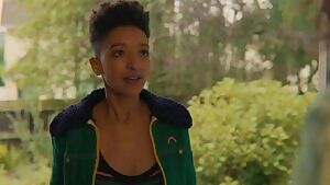 Patricia Allison and Tanya Reynolds in Sex Education 2