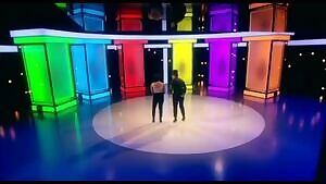 Sapphic Sapphire gets her pick of the ladies