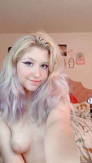 🎀 get 70 pics and vids for $10!!! also available for sext 😘❤️😛 or get my snap lifetime for $30!! details in comments 💕🌸✨