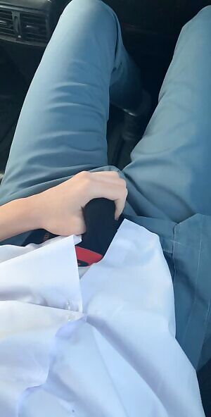 my friend is the driver 🙃👻