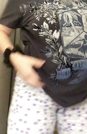 I’m horny for someone right now ;)