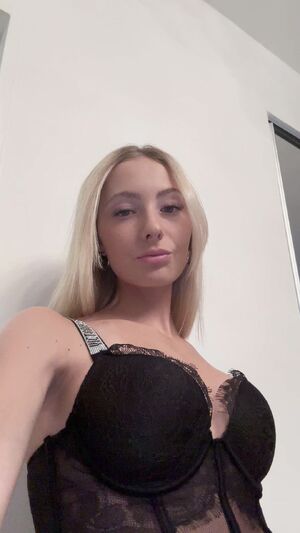 Bouncing BBW Ass Big Tits Teen