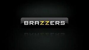 Masseuse Switch Up - With Lily Labeau