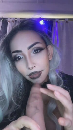 Rolling eyes Amateur Blowjob Deepthroat Dildo