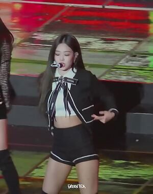 BLACKPINK - Jennie