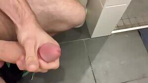 Anyone there to catch a thick load from a thick cock?