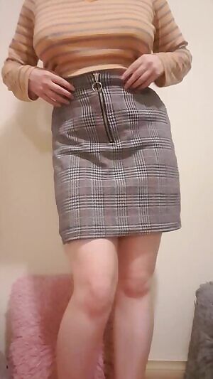 Peeling away underwear! Enjoy this lil vid 🌱