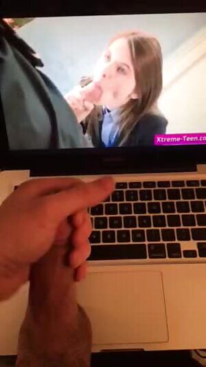 I love supplying my buds with porn and they send me vids back like this, if u want 2 b my bud add hertsgirls on kik