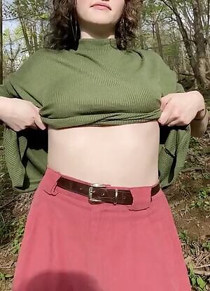 flashing the neighbors across the street🍒🍃