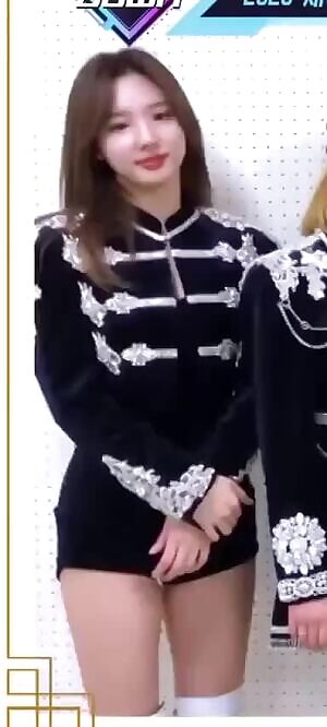 TWICE - Nayeon