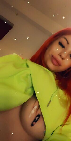 ❤️ Hey bby 😘. Stop Scrolling! Dm me! Don’t let me play all alone now when im so horny!!Available for  custom   and other requests.