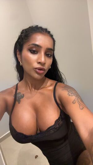 Clothing Fetish Babe Bangladeshi Big Tits
