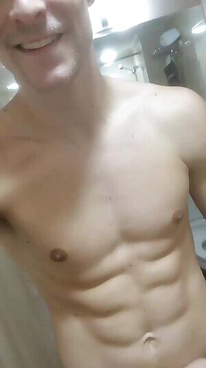 I’m really bored. Someone please keep me company ;)