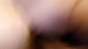 Great grip while she rides