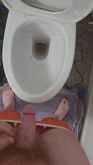 Male Pissing Bisexual Cock Fetish Piss