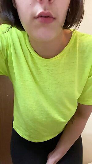 Just a little tease or you, daddy😘