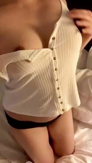 Who wants to suck those titties 😍