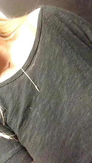 Big saggy tits yellow bra