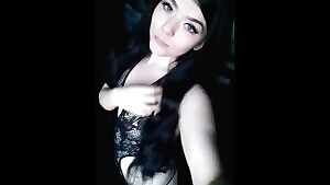 Come see what else is under my lil outfit on ♡