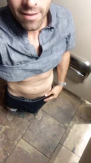 Horny at work on a Wednesday: PMs always welcome.