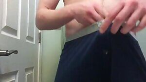 Love jerking off in my boxers
