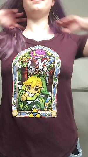 Finally warm enough to wear my favorite shirt! Sound on please :)