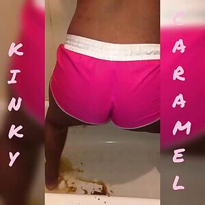 Goddess Kinky Caramel Making a Mess