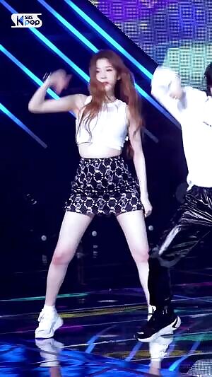 GWSN Minju (Seoryoung, Anne + Seokyoung in comments