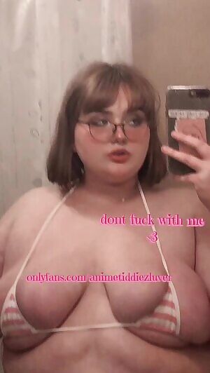 yea... i’m cute. but i’ll fucking tase u >:) message me ✨💓