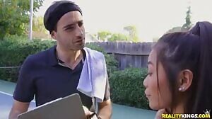 Vina Sky - Dont Sweat It