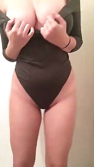 Mega Milf