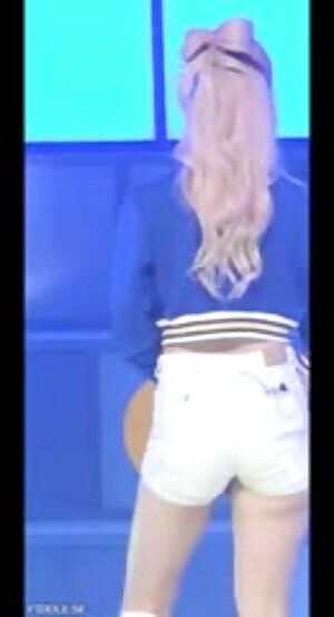 Twice-Sana Tight Ass