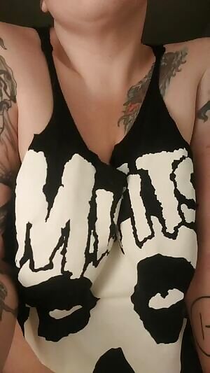 Titty drop for y'all