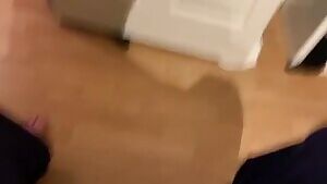 Freeuse wife while she washes dishes