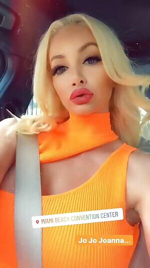 Keep your eyes on the road Nicolette