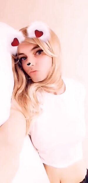 Pwease cum on my face uwu