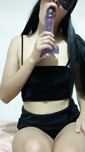 Horny Latina😈 Available to ting , Sessions and Also Customs  😼 Get Yours ONLINE KiK Or Telegram Add Me Frostypaulina 🖤