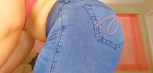 Lemon with extra ass