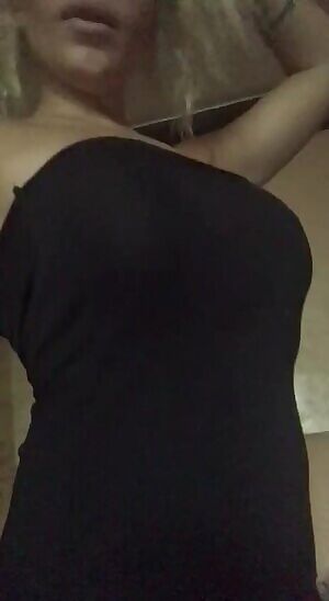 Available now. Let me be your naughty distraction