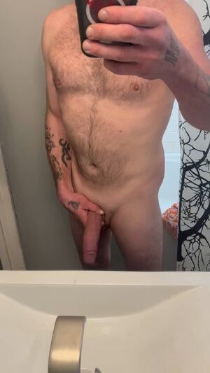 Amateur BWC Big Dick Handjob Jerk Off