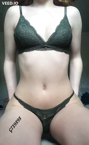 18F Turned 18 around 10 days ago ;) Hope you enjoy