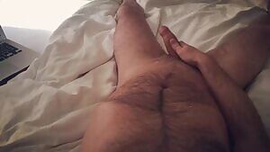 Sunday-solo-funday... Do you know that feeling of being extremely horny after a Saturday night of hot sex? More to cum.