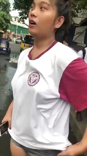 The public is warned not to touch the face with hands. This is the right way to clean the face to prevent Corona.