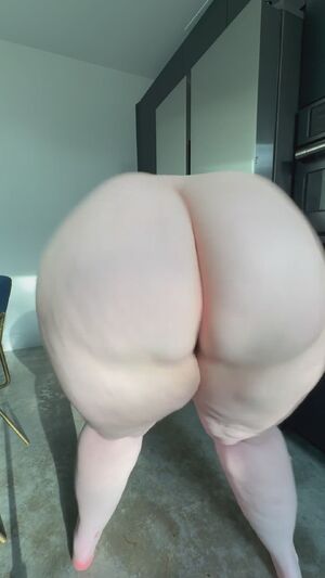 Voluptuous BBW Ass Mia Dior Pawg