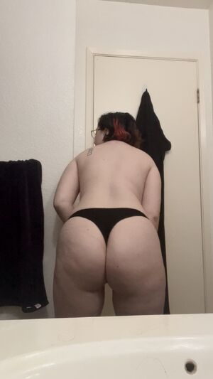 Thick Redheads Ass Curvy Jiggling Thong