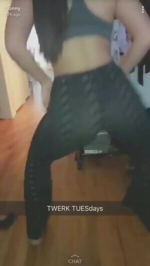 Flare pants. Best pants.