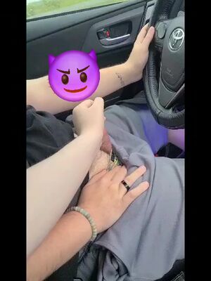 Road Fun Amateur Car Sex Chubby